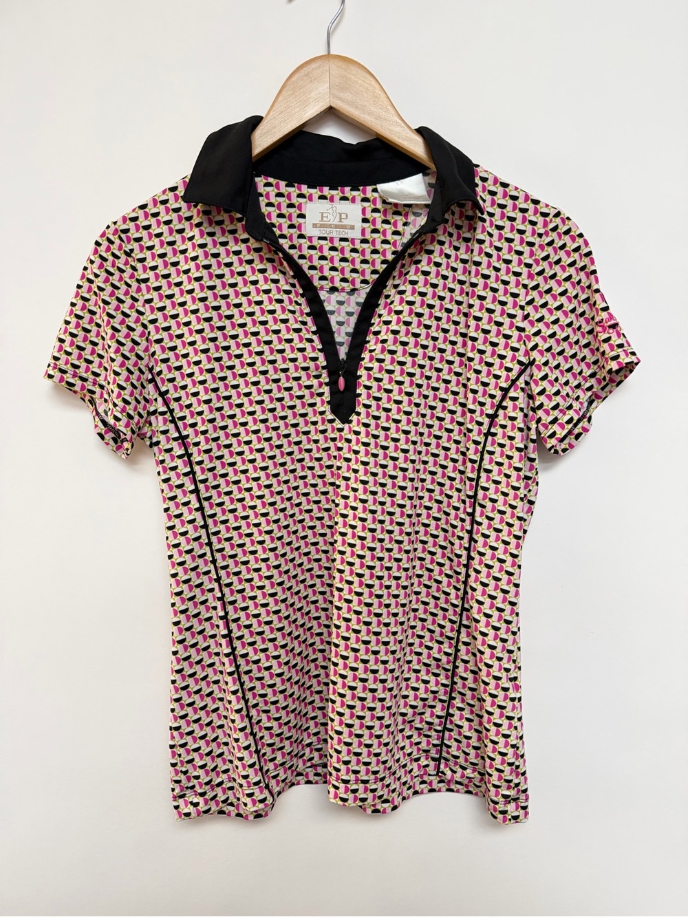 EP Pro Tour Tech Women's Golf Polo Short Sleeve Collared Pink Geometric Print